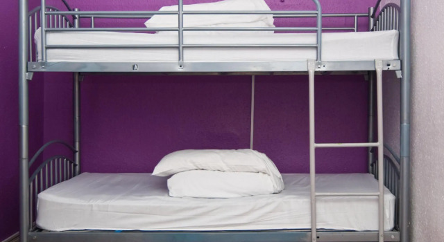 Кровать в общем номере Book A Bed Hostels