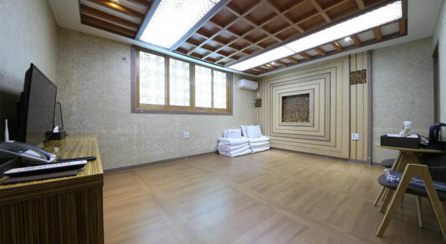 Семейный номер Standard Jeonju Hanok Hotel Kung