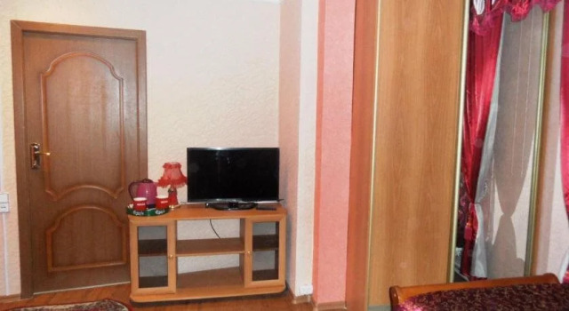 Madagaskar Guest House, Prenota Affittacamere Hotel a Buryatia con parcheggio, Parcheggio