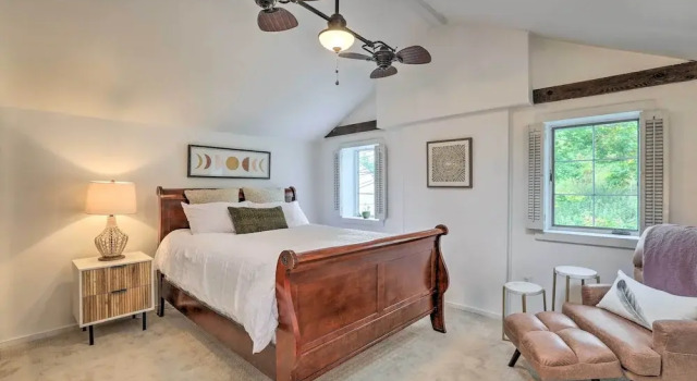 Historic Home in Lambertville: Walk to Bridge