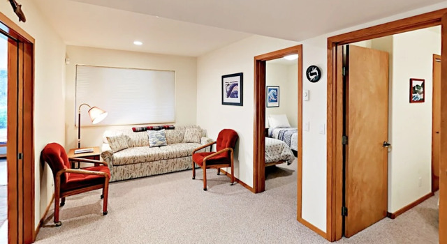 6633 NW Finisterre Ave Home, Buchen Sie Ferienhaus San Marine USA