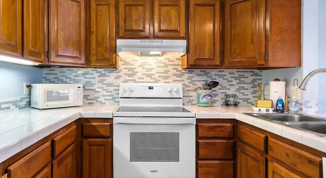 Номер Standard с частичным видом на океан Condo With Central AC - Partial Ocean View - Concierge - Near Magic Sands Beach - Vrkcv