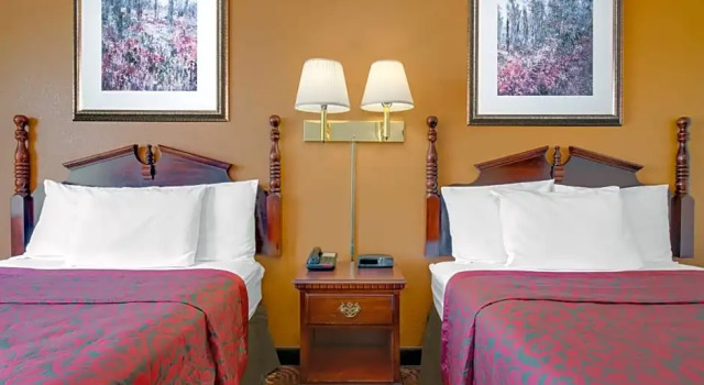 Четырёхместный номер Standard Express Inn Harrisburg South New Cumberland