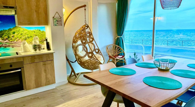 Magnifique appartement en front de mer, Caneylles