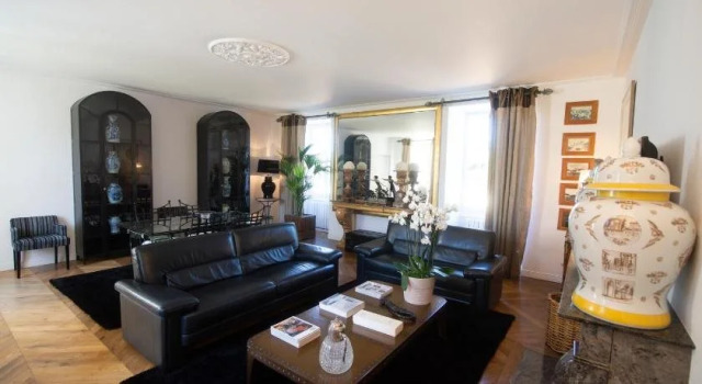 Château de la Ronde, Boek Hotel  