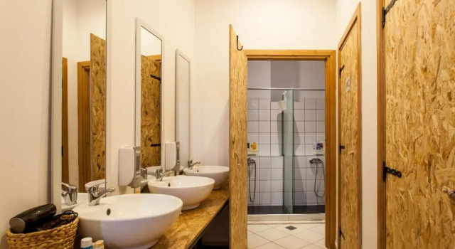 Кровать в общем номере So Young Hostel