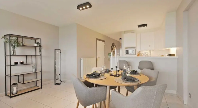 Апартаменты Lovely Apartment With Stunning Sea-view