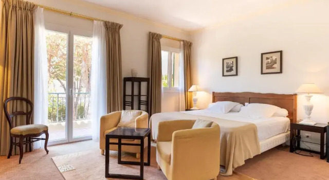 Люкс Auberge du Rédier - Logis Hôtels