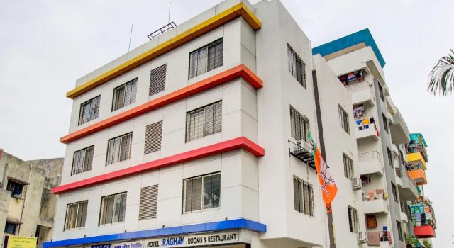OYO 68808 Hotel Raghav, Забронировать Отель Отели штата Махараштры 3 звезды, 3*