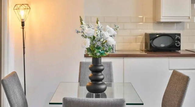 Апартаменты Host Stay Three Graces Getaway