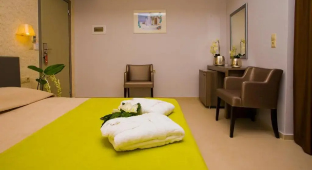 Двухместный номер Standard Astron Hotel