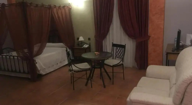 Полулюкс Hotel Balcón de los Montes