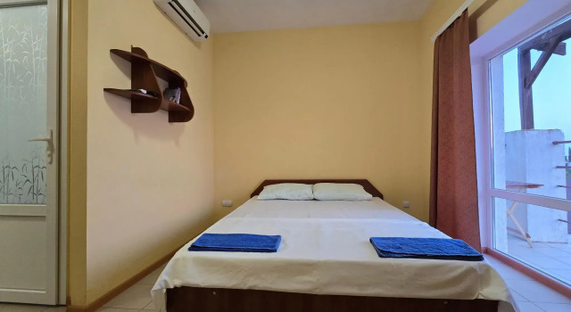 Двухместный номер Standard с балконом Pirat Hotel (Пират)