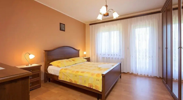 House Parenzana, Rezerwuj Hotel Hotele w Crklada z basenem, Basen
