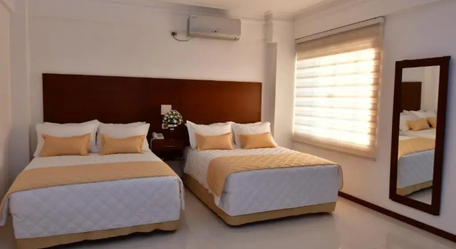 Трёхместный номер Standard Prince Hotel