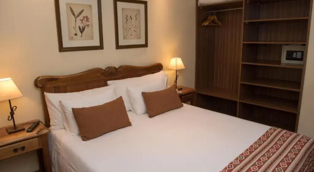 Трёхместные апартаменты Hostal del Bosque