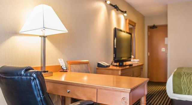 Двухместный номер Standard Цокольный этаж Comfort Inn