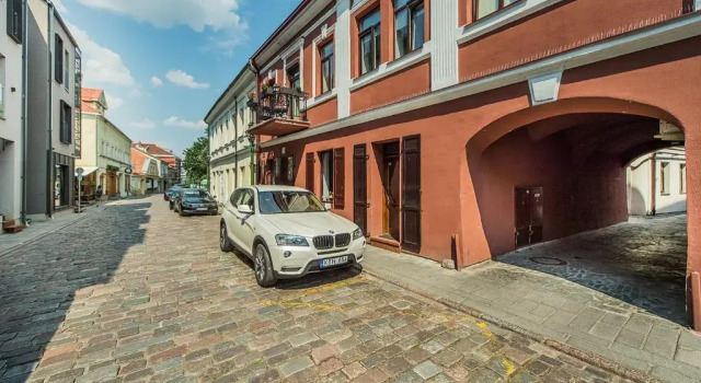 Kaunas Town Hall Apartment 5 by URBAN RENT, Prenota Appartamento Kaunas Contea di Kaunas