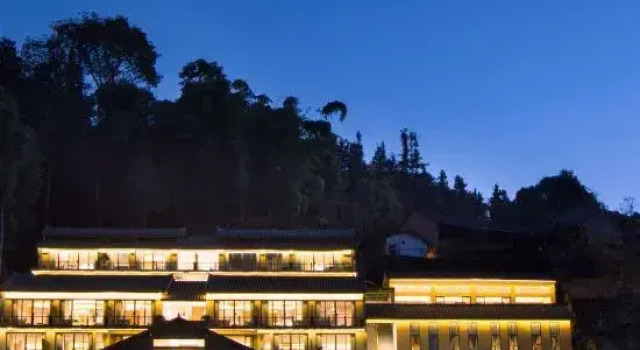 A panoramic boutique Inn, Rezerwuj Boutique Hotel Hotele w Baoshan z parkingiem, Parking