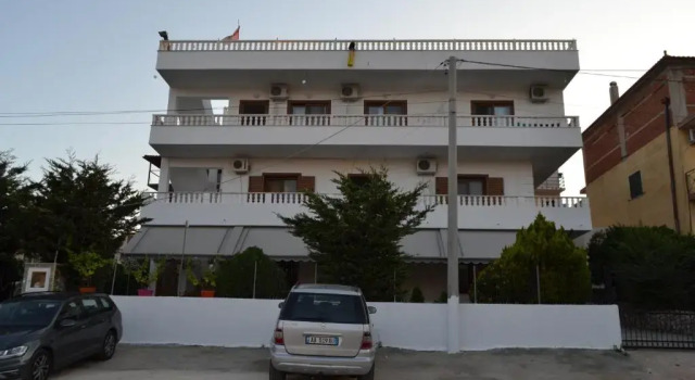 Vila Renato