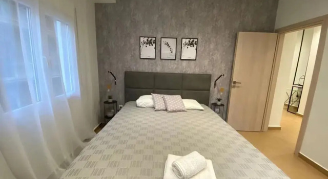Utopia Apartment- At019