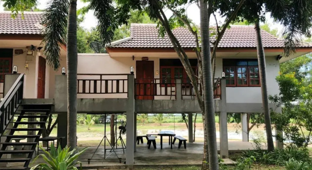 Семейный номер Standard с балконом Rai Lam Poo Farm and Camping Resort