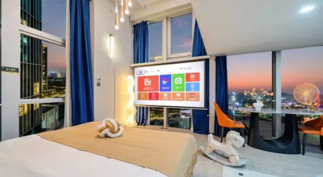Люкс Luxury Xunweiju Homestay (Shunde OCT Harbour Plus)