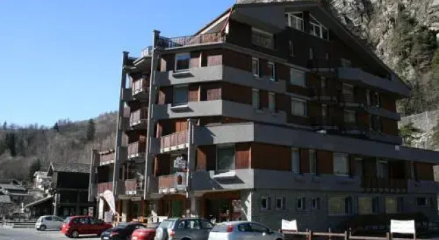 Albergo La Grolla, Забронировать Отель Анте-Сент-Андре Червиния