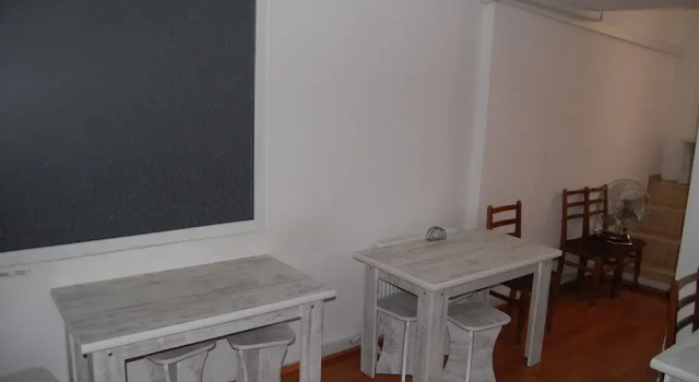 Chacha & Wine Hostel, Забронировать Хостел Отели Тбилиси с завтраком, рядом с Tеатр имени Шота Руставели, Завтраки