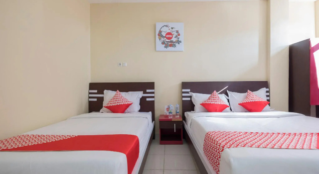 Люкс OYO 1075 Rumah Indah Losari Inn