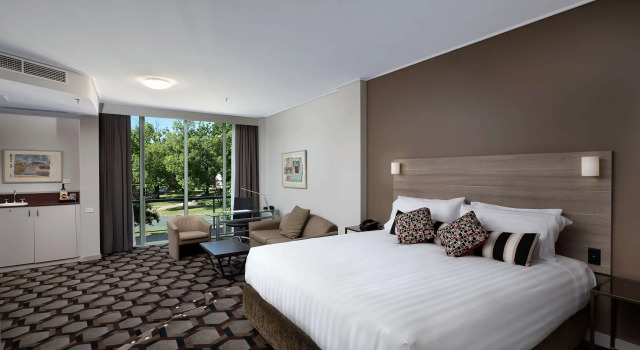 Полулюкс Rydges Canberra