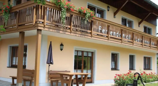 Ferienwohnungen Holzferienhäuser Leithenwald, Reserva ahora Hotel Zwiesel Grosser Arber
