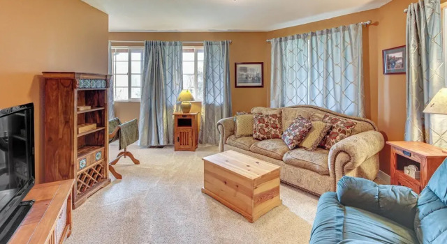 Hikes & Apples: Renovated Farmhouse in Gig Harbor!, Prenota Hotel Gig Harbor Washington (state)