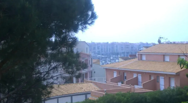 Apartment With one Bedroom in Agde, With Furnished Terrace - 1 km From the Beach, Rezerwuj Apartament Agde Canal du Midi