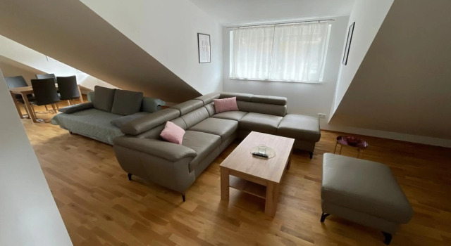 Ferienwohnungen an der Grundlseer Traun, Prenota Hotel Hotel a Liezen con parcheggio, Parcheggio