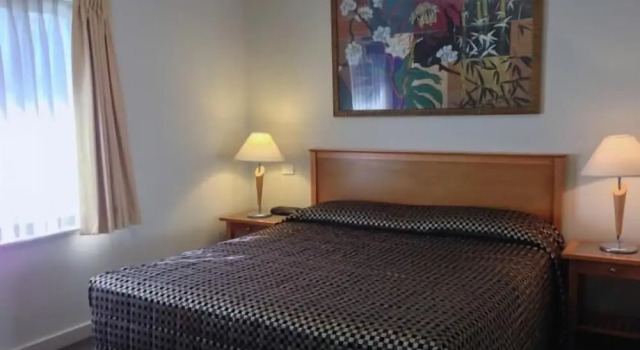 Апартаменты City West Accommodation