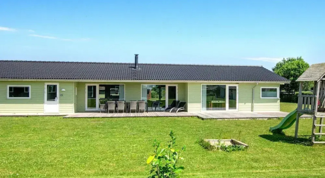 Коттедж Four-Bedroom Holiday Home In Sydals