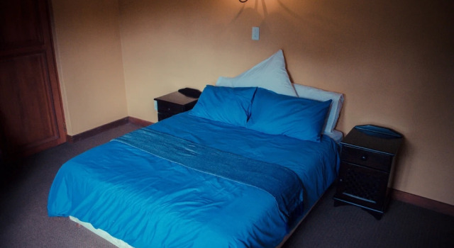 The Rivonia River Lodge, Забронировать Отель Сэндтон 
