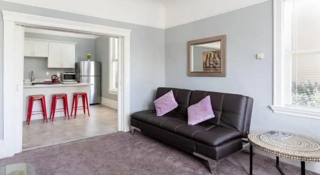 Large and Lovely 3 Bedroom Flat, Забронировать Апартаменты/квартира Окленд Область залива Сан-Франциско, рядом с Oakland Tribune Tower