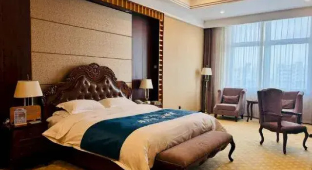 Люкс Bohai International Hotel