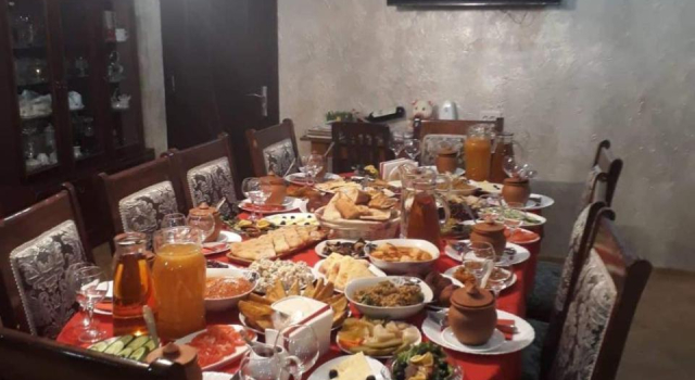 Mestia 4 season, Prenota Hotel Hotel a Samegrelo Zemo-Svaneti con parcheggio, Parcheggio