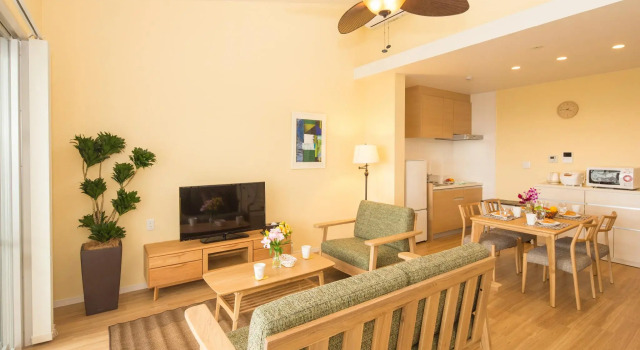 Alpha Terrace Onna Hills, Забронировать Отель Отели Окинава с парковкой, рядом с Пляж Tiger Beach, Парковка