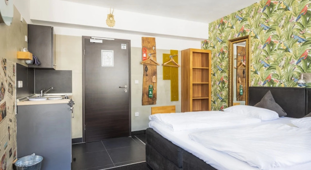 Четырёхместный номер Standard Aappartel City Center - kontaktloser Check-in 24h