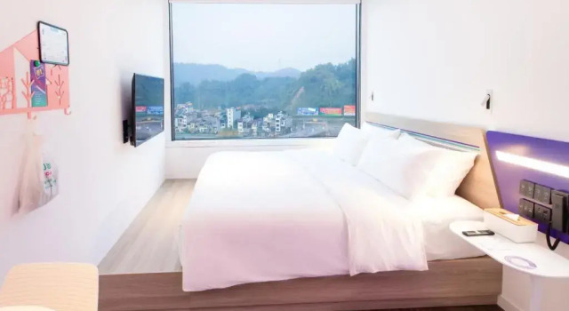 Номер Deluxe Tru by Hilton Lao Cai City Riverside
