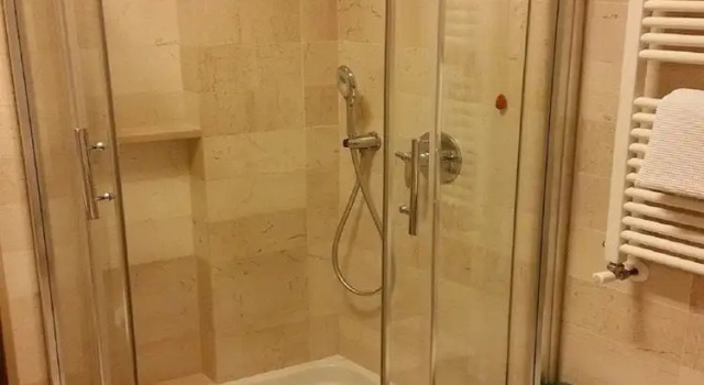 Двухместный номер Standard с балконом и с видом на озеро Hotel Royal