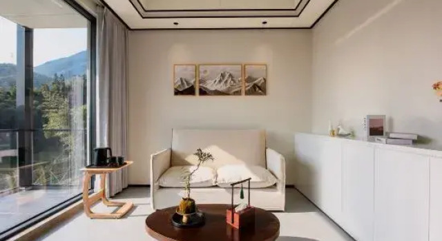 Люкс Deluxe Houyuan · Angling Mountain Wildness Resort Homestay (Anji Yunshang Caoyuan Branch)