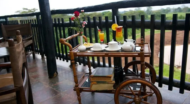 Treetops Lodge, Đặt Khách sạn Khách sạn ở Central có chỗ đỗ xe, Bãi đậu xe