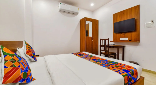 Номер Deluxe Fabhotel Deep Palace