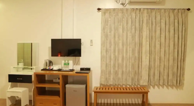 Вилла Deluxe K Resort Ngwe Saung Beach
