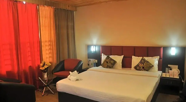 Люкс с видом на горы Jewel of the East Residency & Spa